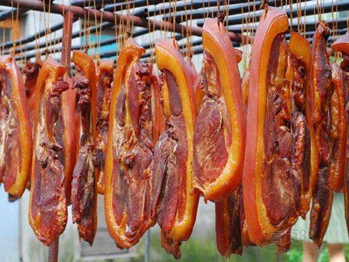 烟火中的年味，多宝在线(中国)机械老家熏肉登报啦