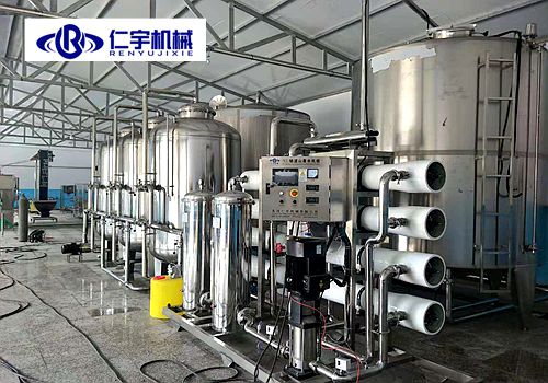 桶装水灌装机厂家带您看多宝在线(中国)客户的安装现场